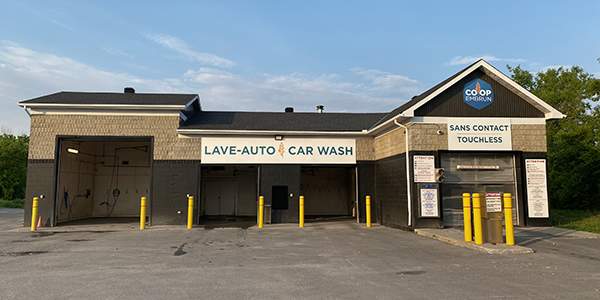 Exterior of the 24hr car wash located in Embrun, Ontario.